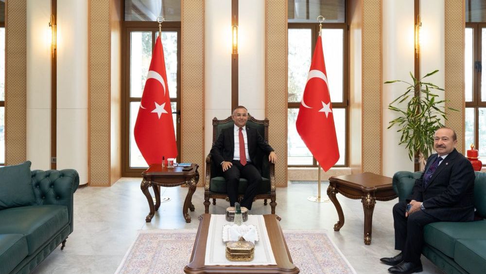 Vali Kemal Çeber ve Gaziantep FK Başkanı Yılmaz neler konuştular?